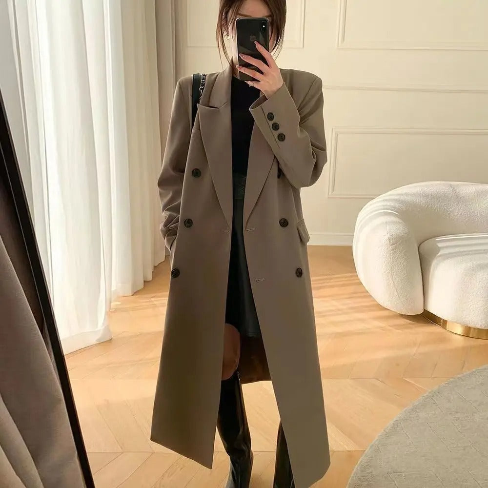 Abrigo largo de mujer elegante